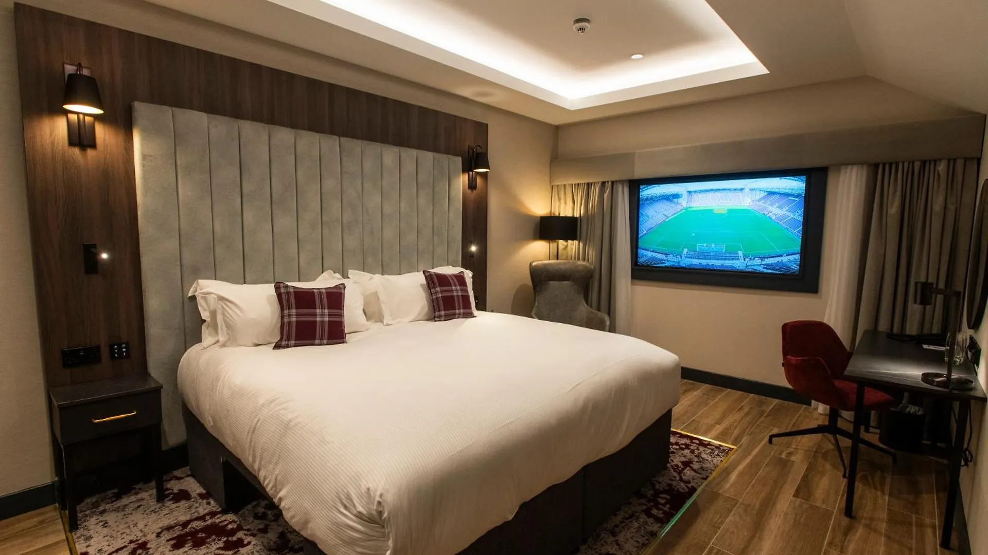 Tynecastle Park Hotel location