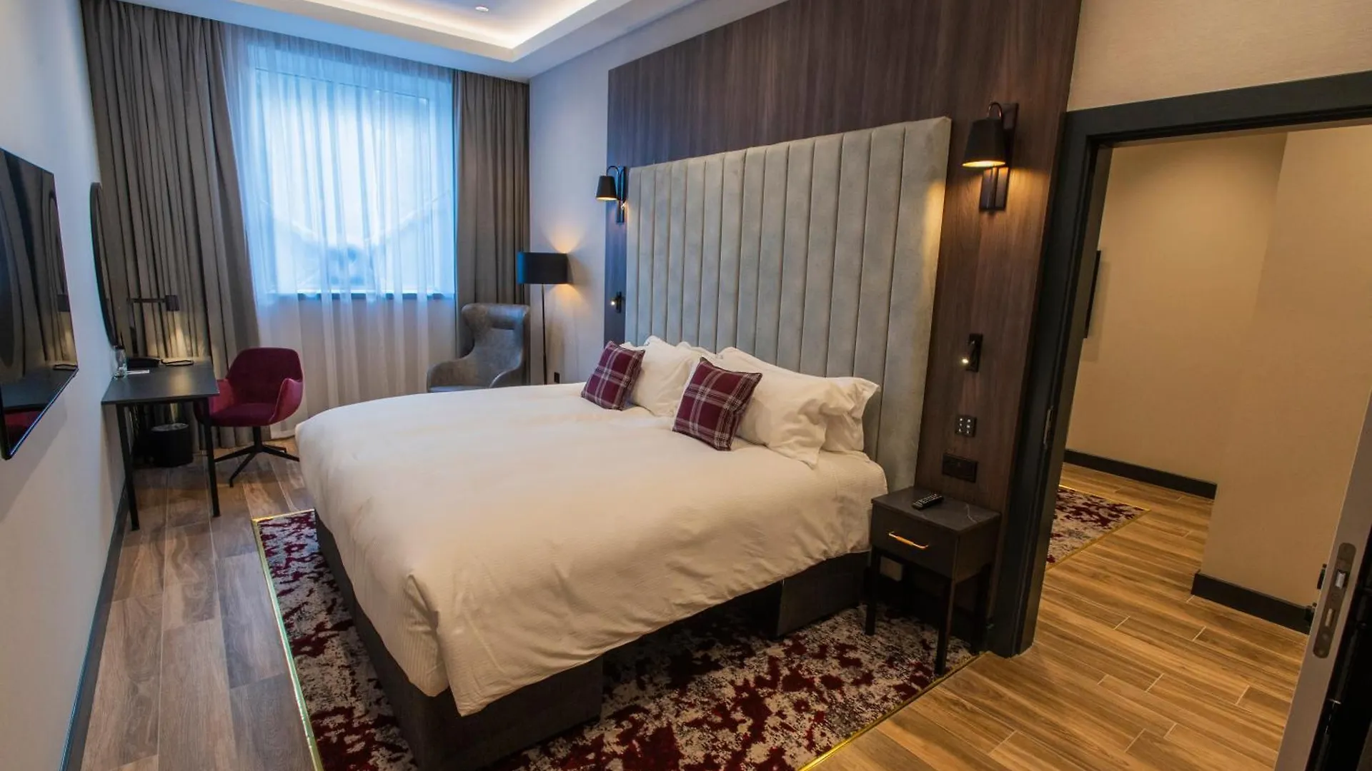 Tynecastle Park Hotel Edinburgh 0*,