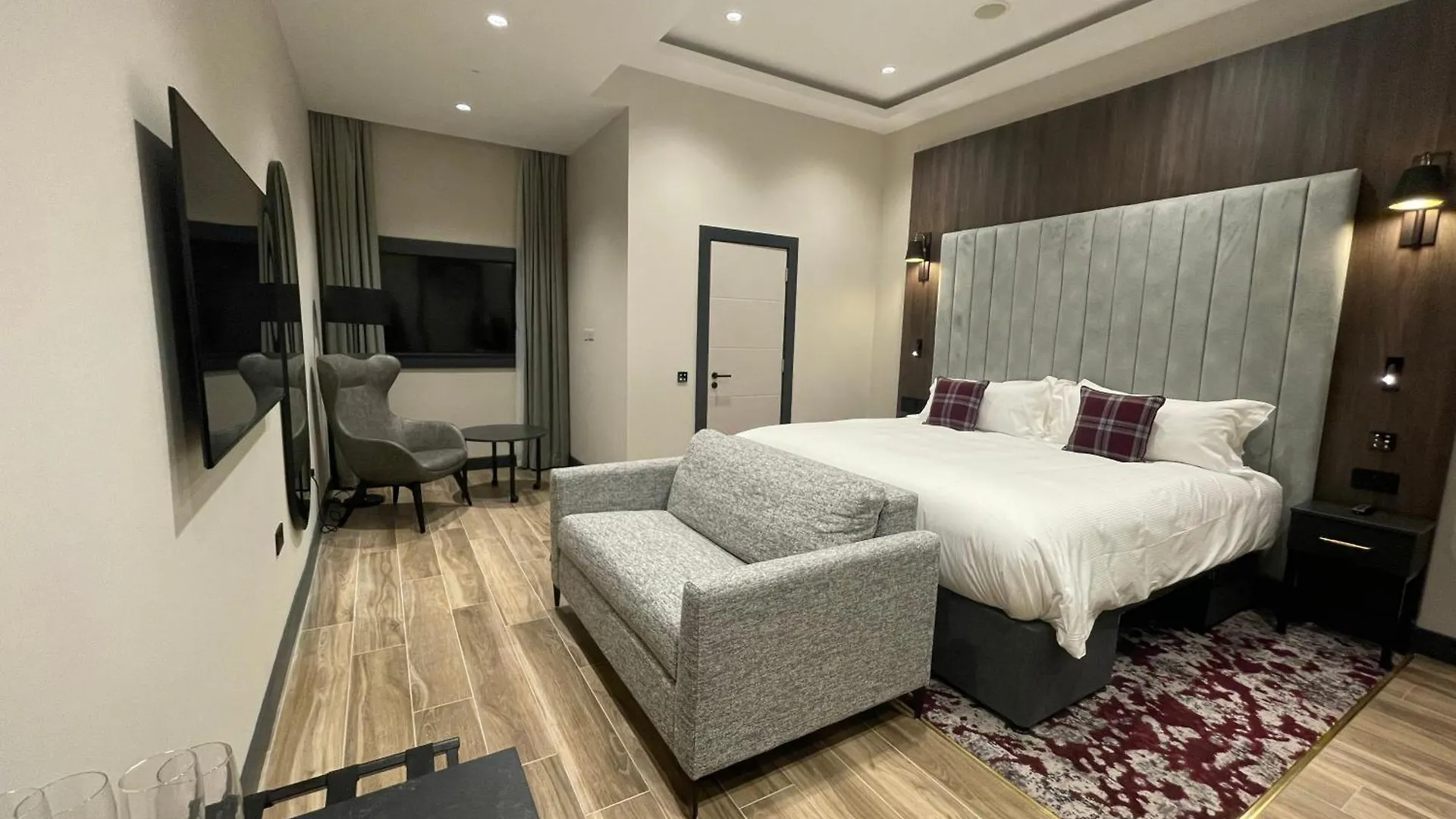 Tynecastle Park Hotel EDI Velká Británie