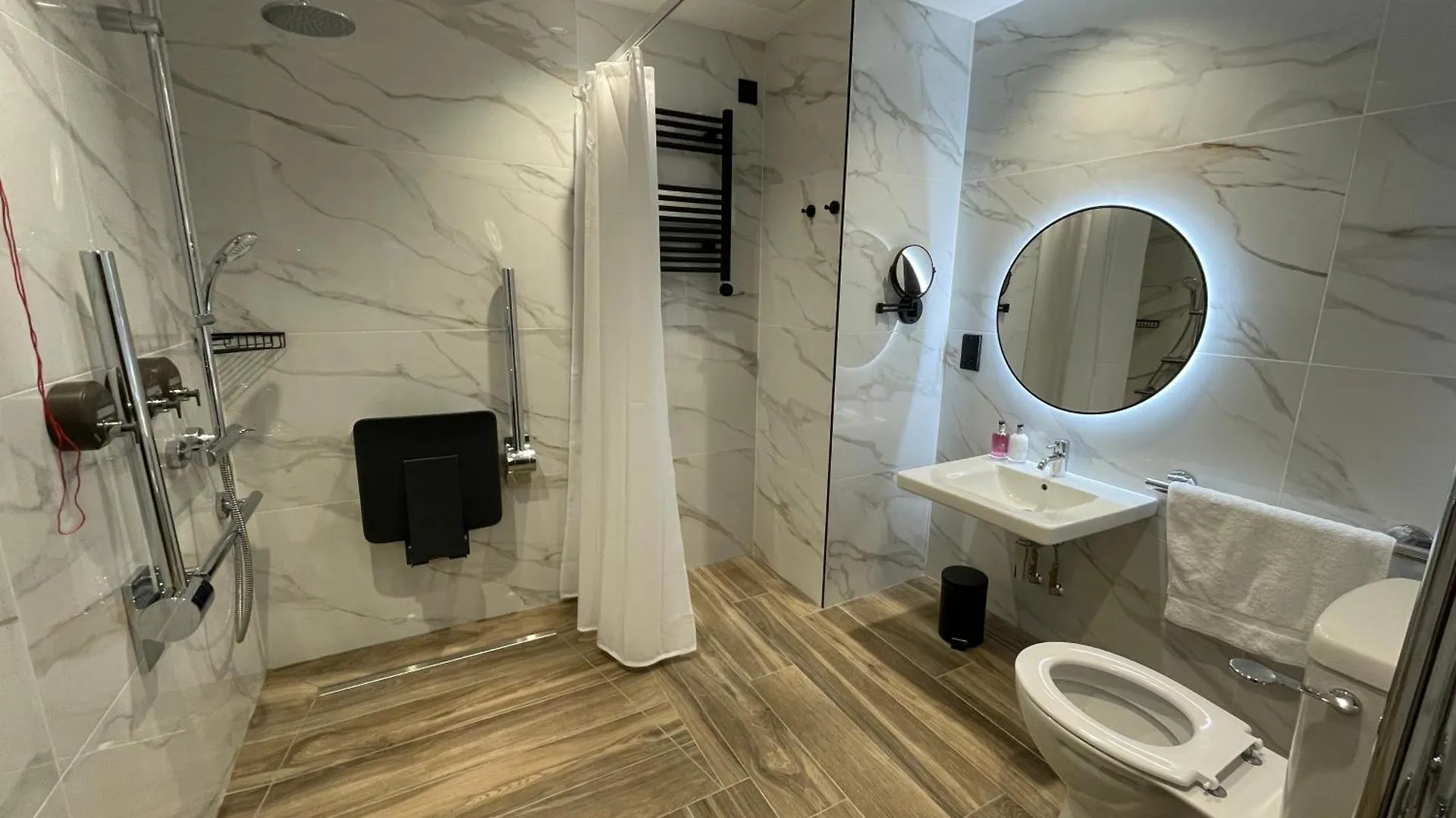 Tynecastle Park Hotel Edinburgh